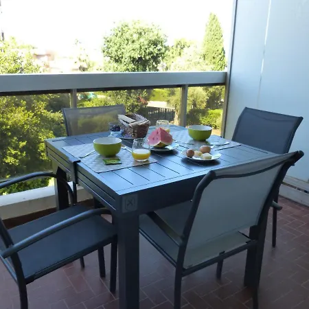 Apartment 10mm A Pied Des Plages, Olympe Climatise Antibes